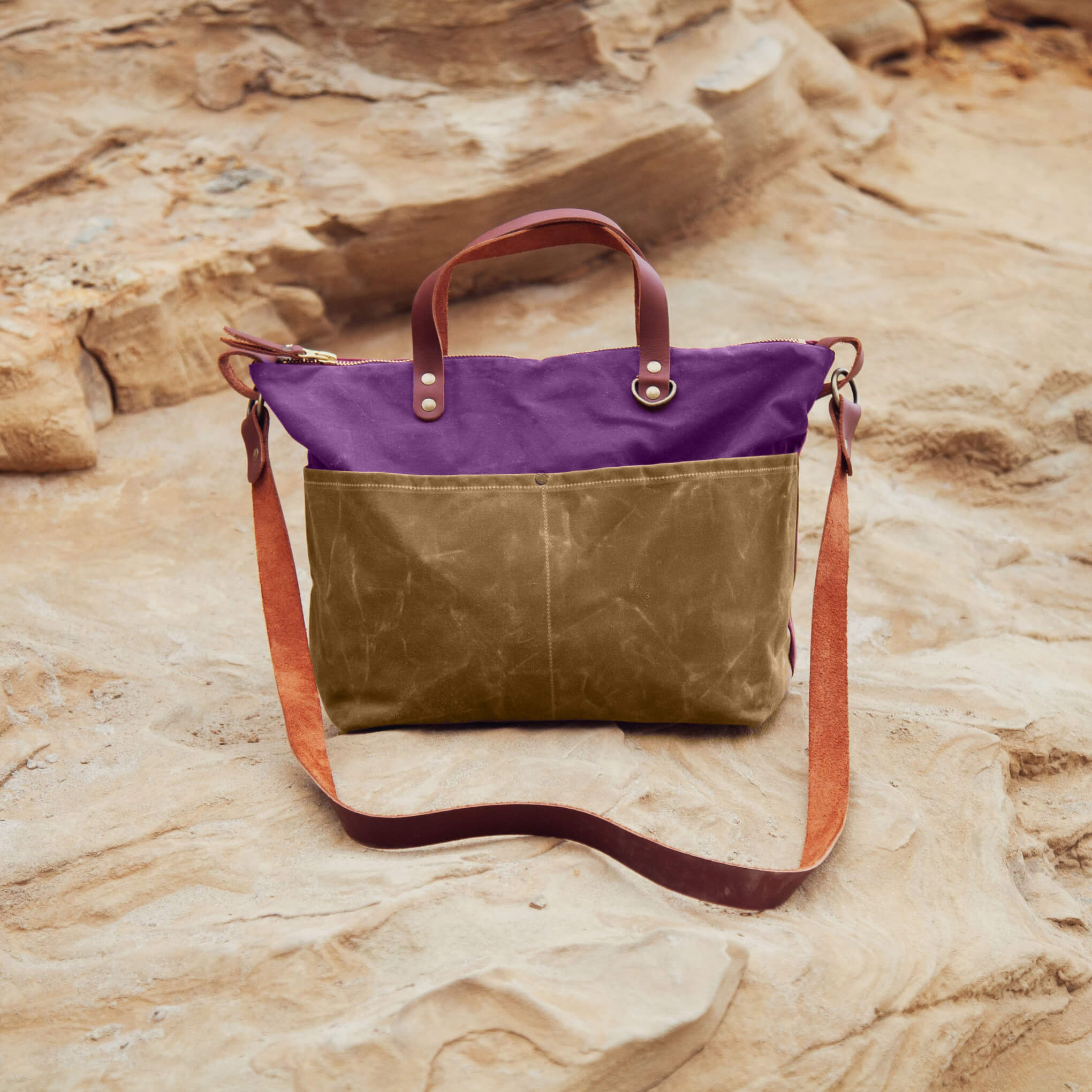 CLUBHAUS × TANGRAM REVERSIBLE TORT BAG CLUBHAUS × TANGRAM REVERSIBLE TORT BAG