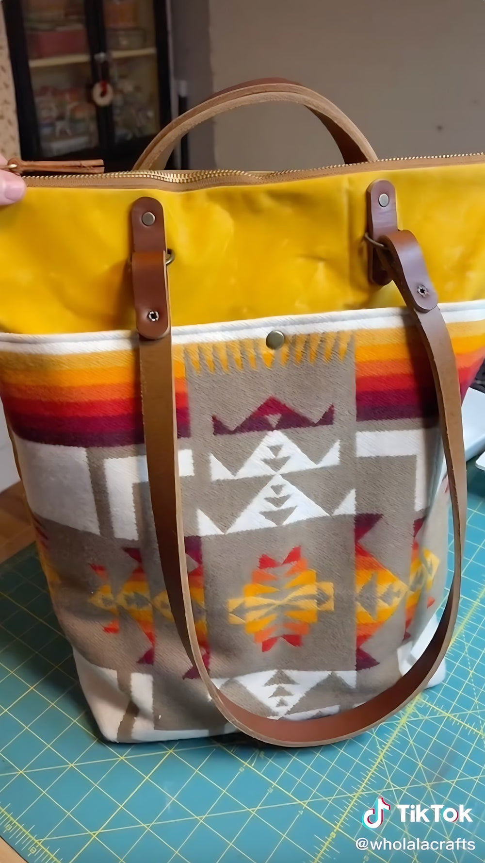 Maywood Totepack made by @wholalacrafts with Pendleton Wool pocket