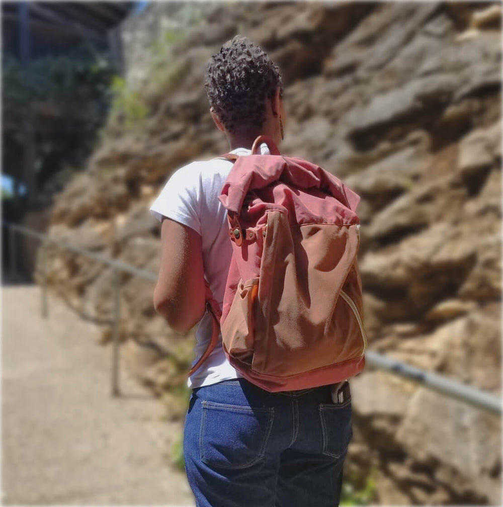 <h2>😍 Maker Stories</h2>