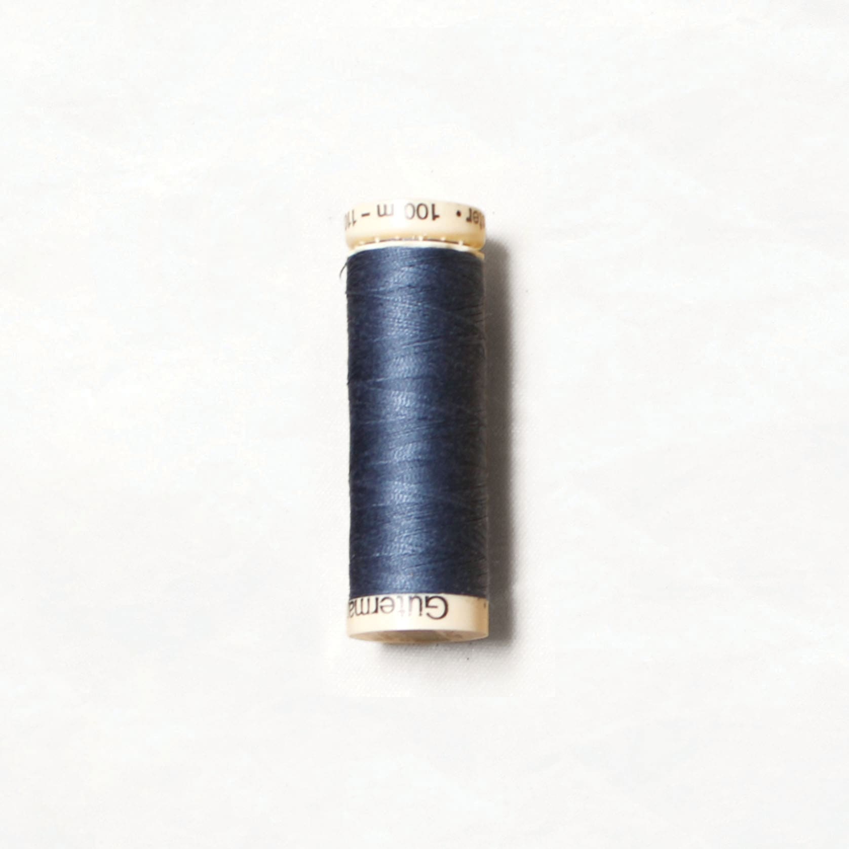 Hand-Sewing 101: Choosing the Right Thread – Fibr & Cloth Studio